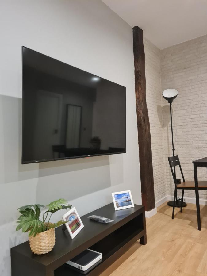 Ayuntamiento Parking Gratis. Auto Check-In. Apartment Bilbao Exterior photo