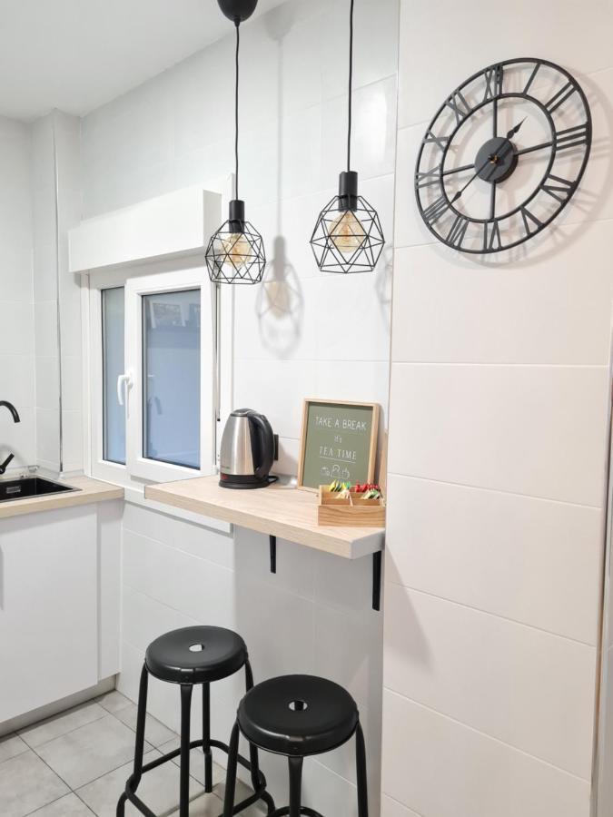 Ayuntamiento Parking Gratis. Auto Check-In. Apartment Bilbao Exterior photo
